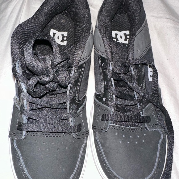 DC Shoes Dc Tennis Shoes Black With White Soles Like New Poshmark